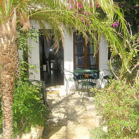 Uma Casa A Beira Sol Bed & Breakfast Lagos Exterior photo